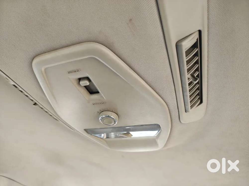 Mahindra Marazzo 2023 Diesel 68000 Km Driven