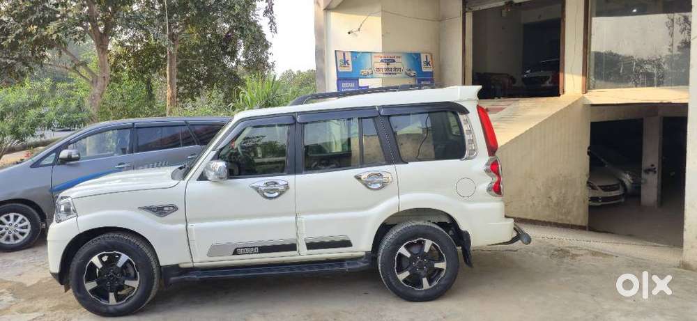 Mahindra Scorpio [2020-2022] 2.2 S11 2wd, 2022, Diesel