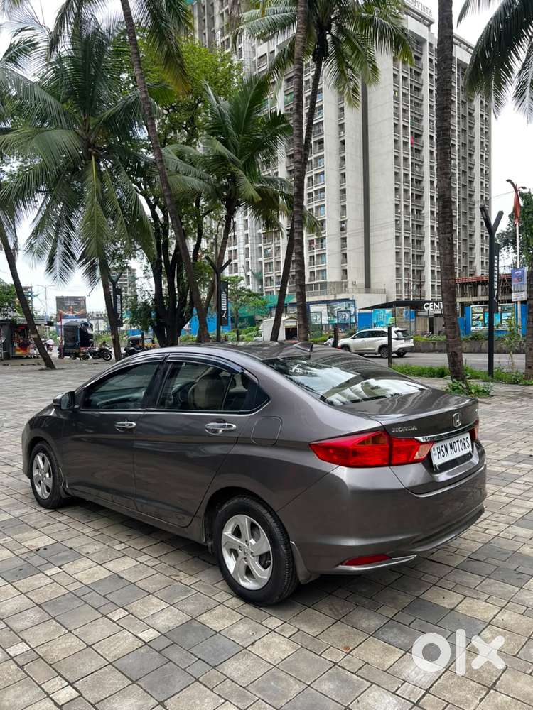 Honda City V At Sunroof I-vtec, 2015, Petrol