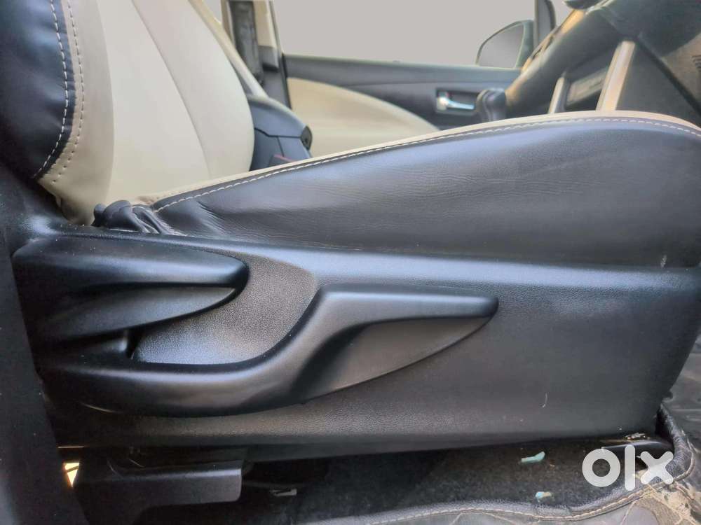 Toyota Innova Crysta 2.4 G Mt 8s, 2022, Diesel