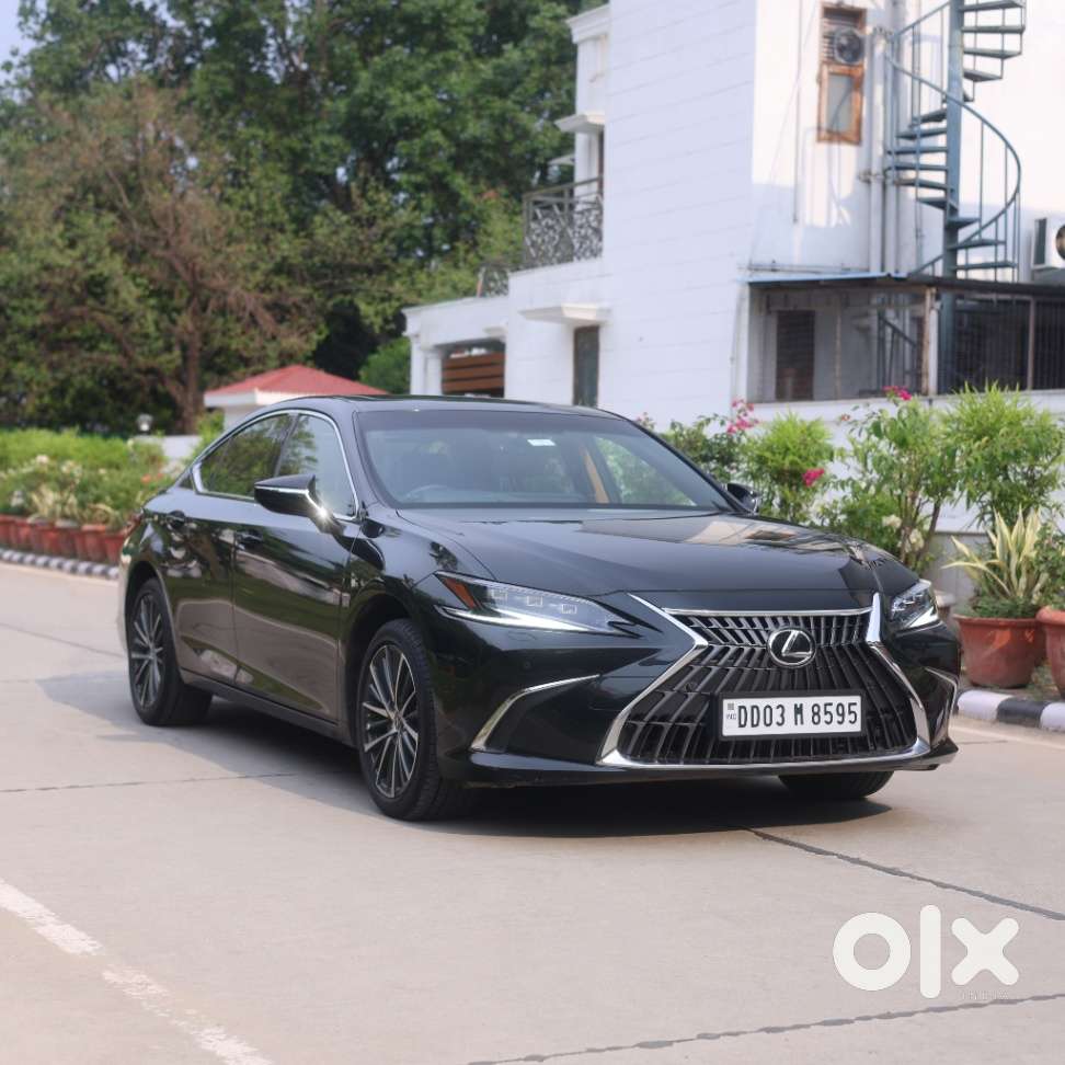 Lexus Es 300h Luxury, 2025, Petrol