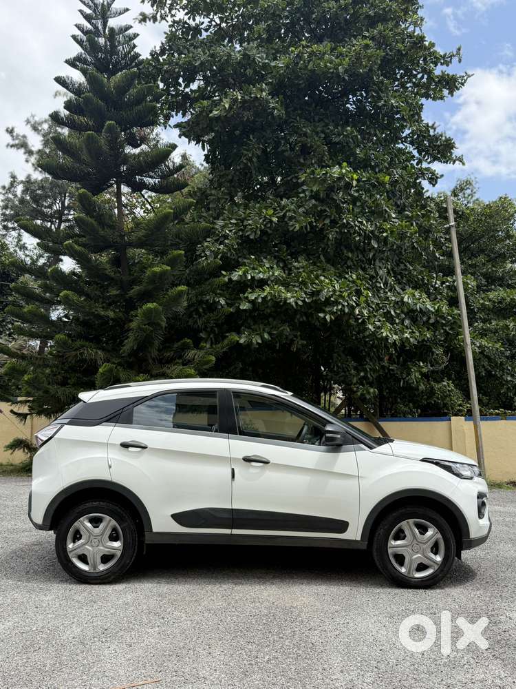 Tata Nexon 1.2 Revotron Xma Amt, 2021, Petrol