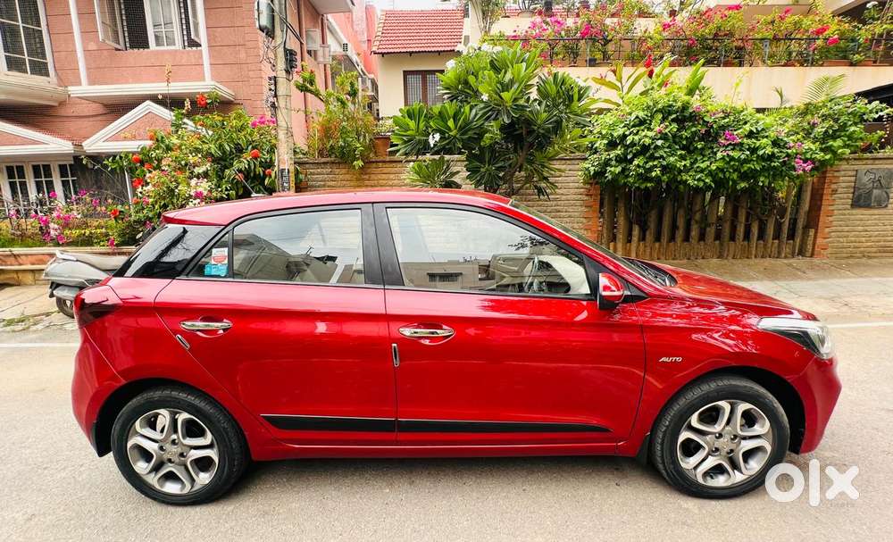 Hyundai I20 Asta 1.4 At With Avn, 2019, Petrol