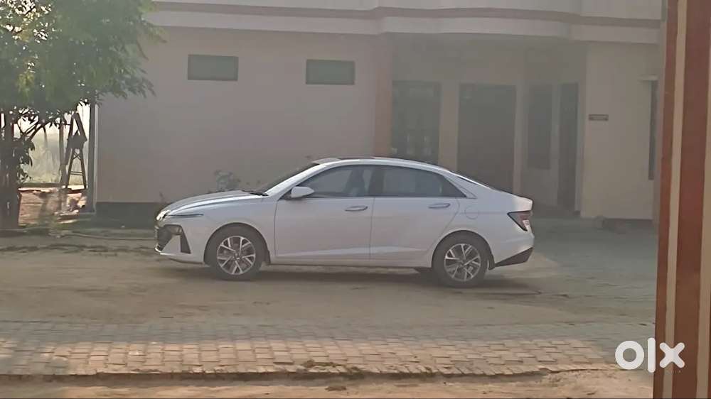 Hyundai Verna 1.5 Petrol 2024