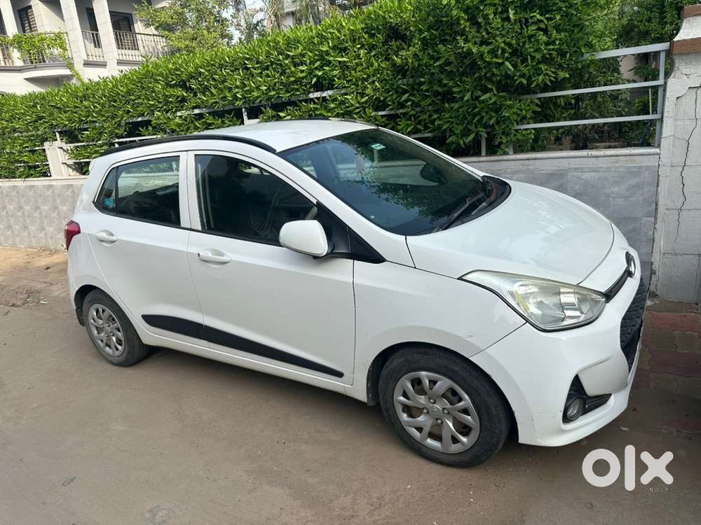 Hyundai Grand I10 2018 Car