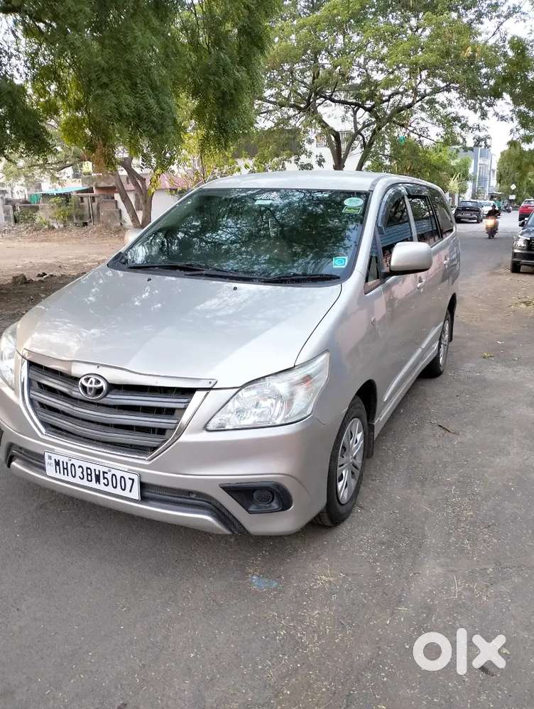 Toyota Innova 2.5 G 7 Seater Manual 2015