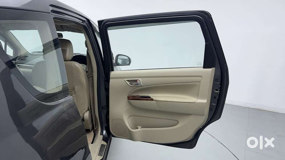 Maruti Suzuki Ertiga Zxi Plus Petrol, 2017, Petrol