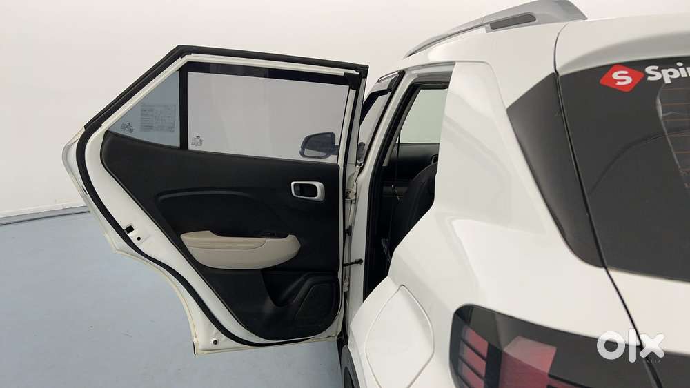 Hyundai Venue 1.0 Sx (o) Turbo Dct, 2023, Petrol