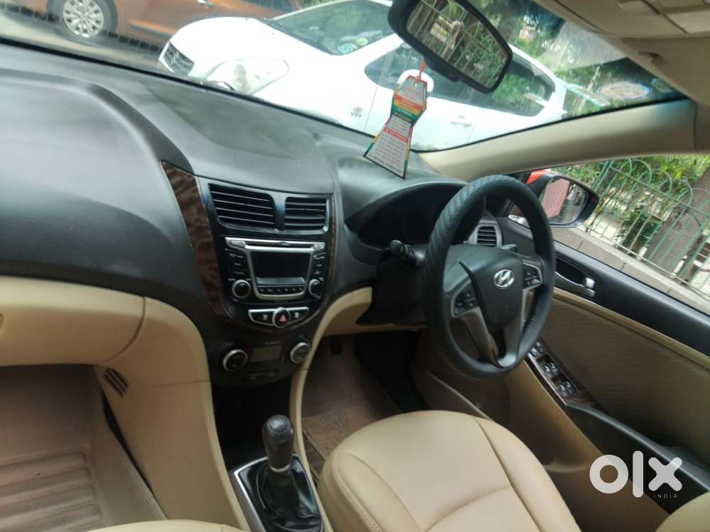 Hyundai Verna 1.6 S (o) Vtvt, 2016, Petrol