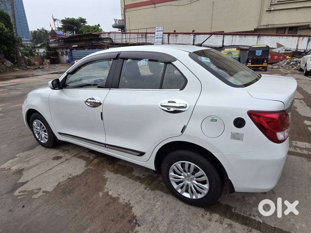 Maruti Suzuki Dzire 1.2 Vxi Cng, 2023, Cng & Hybrids