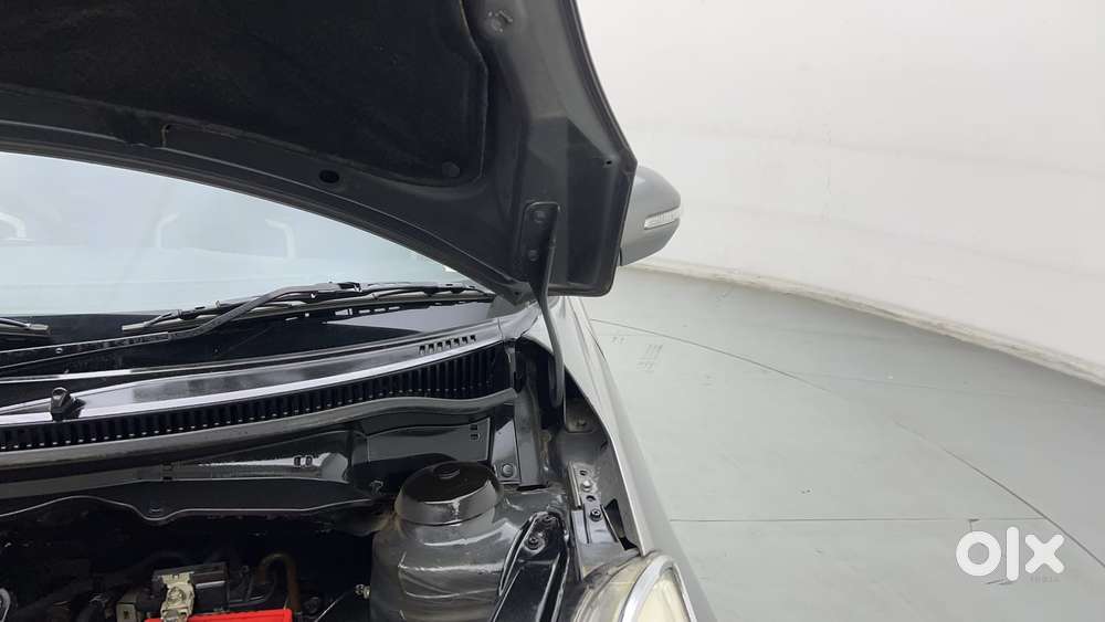 Maruti Suzuki Swift Vvt Vxi, 2015, Petrol