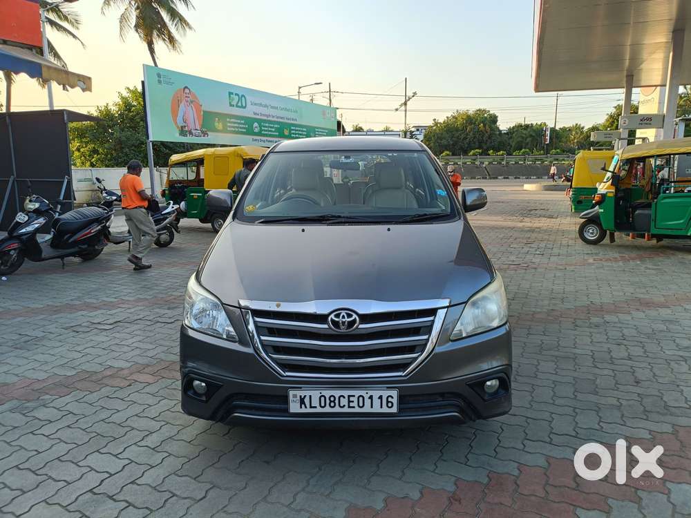 Toyota Innova 2.5 Gx (diesel) 7 Seater Bs Iv, 2014, Diesel