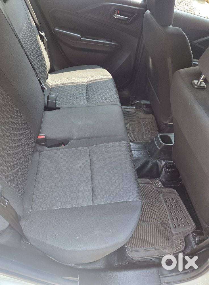 Maruti Suzuki Swift Vxi + Manual, 2024, Petrol