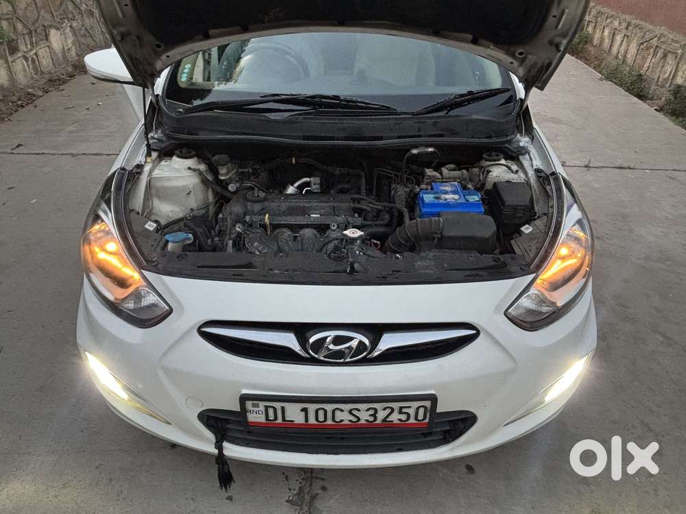 Hyundai Verna Fluidic 1.6 Vtvt Sx Automatic, 2014, Petrol