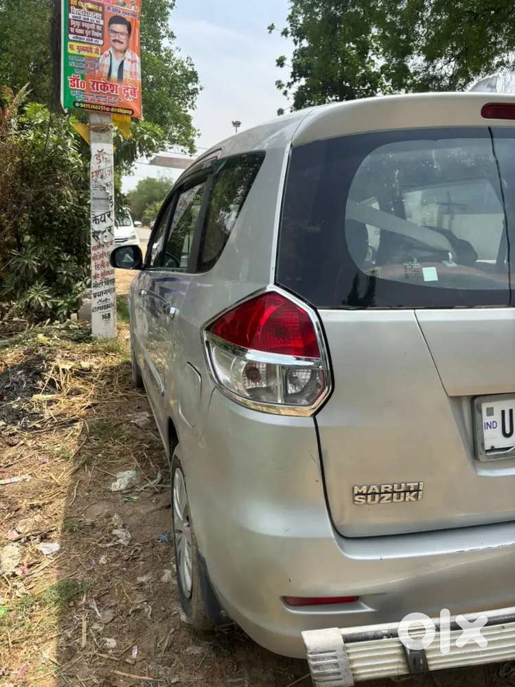 Maruti Suzuki Ertiga 2014 Diesel 125000 Km Drivenp