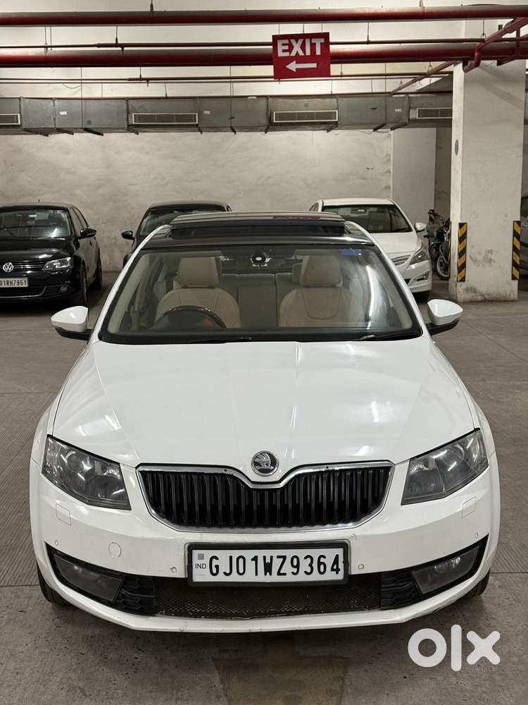 Skoda Octavia [2014-2017] 2.0 Style Tdi At, 2015, Diesel