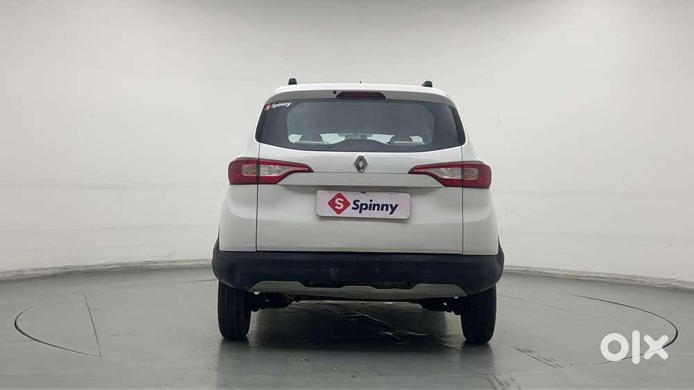 Renault Triber Rxt, 2023, Petrol