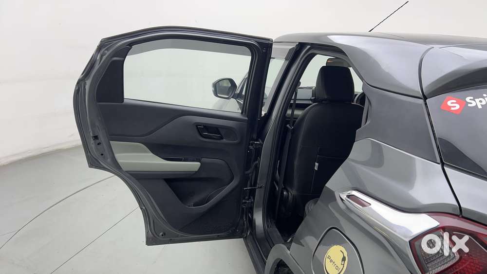 Tata Punch Adventure Amt, 2022, Petrol