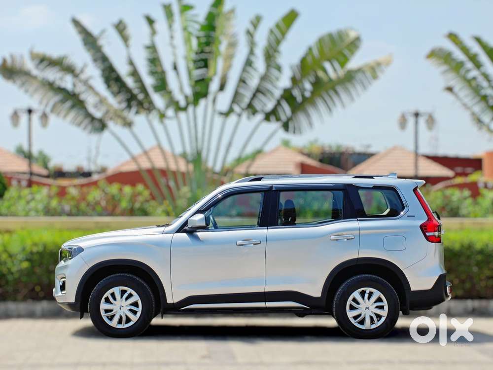 Mahindra Scorpio-n 2.2 Z6 Diesel Mt 7 Str, 2023, Diesel