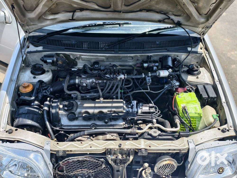 Maruti Suzuki Esteem Vxi - Bsii, 2006, Petrol