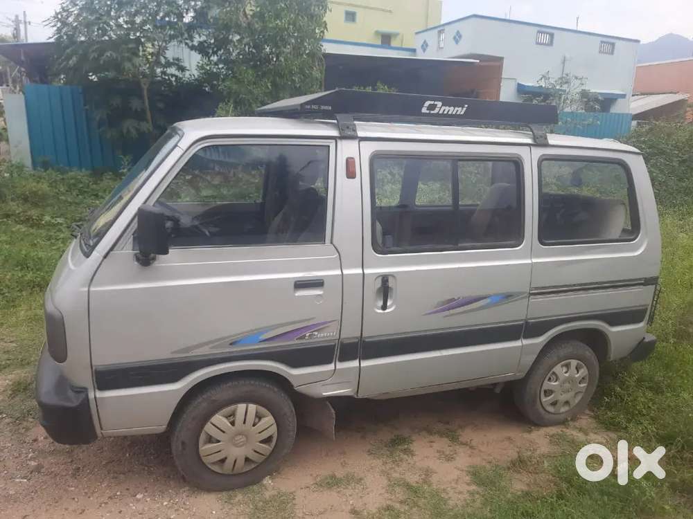 Maruti Suzuki Omni 2011