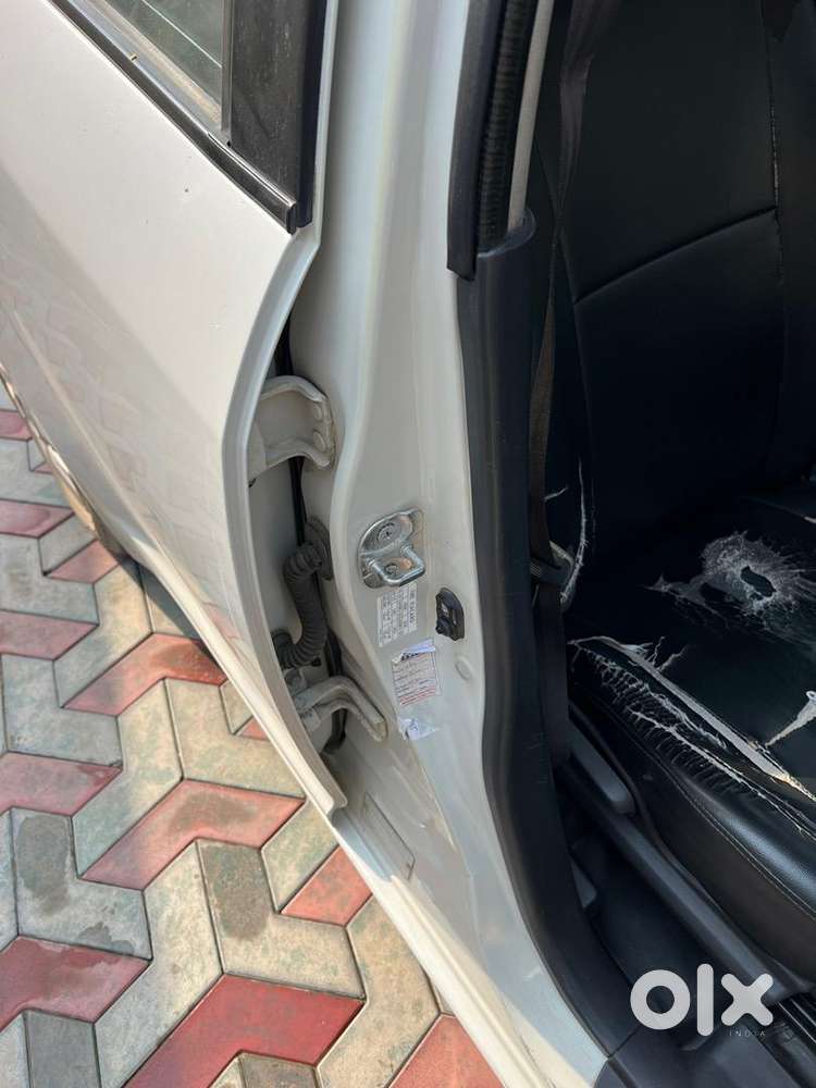 Maruti Suzuki Swift 2011 Diesel 135000 Km Driven