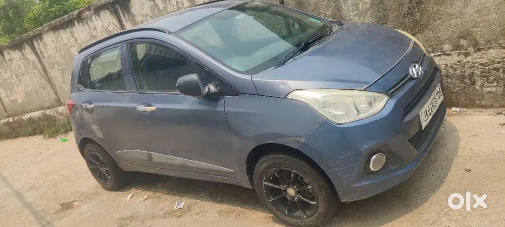 Hyundai Grand I10 2013 Petrol 123000 Km Driven