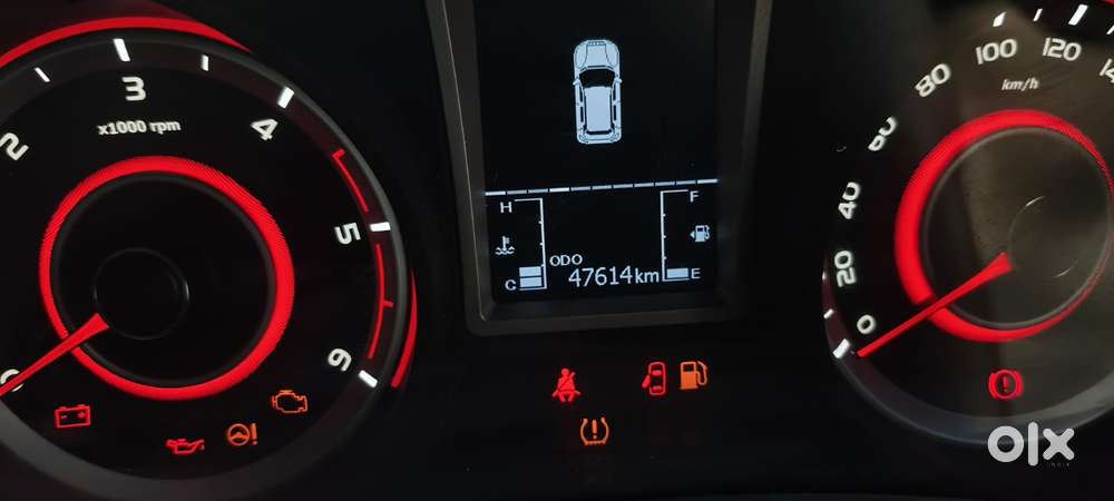 Mahindra Xuv300 W6 Diesel, 2023, Diesel