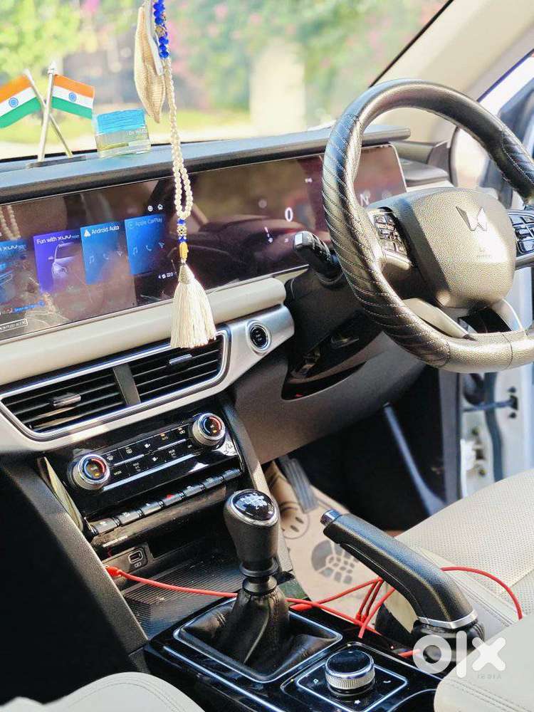 Mahindra Xuv700 2.2 Ax 7 Diesel Mt Str, 2022, Diesel