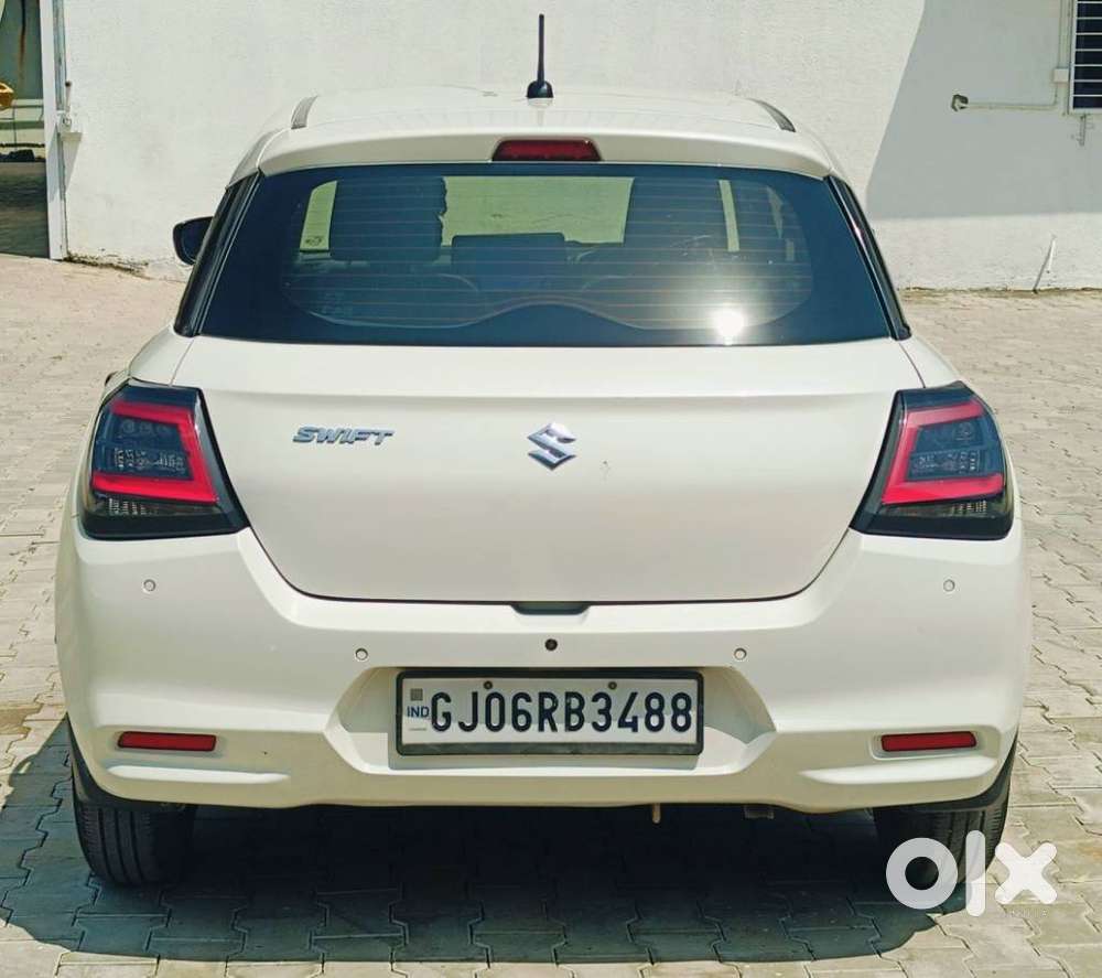 Maruti Suzuki Swift 1.2 Lxi (o), 2025, Petrol