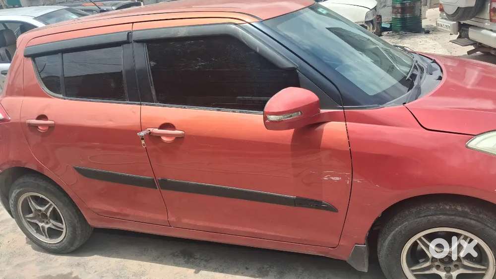 Maruti Suzuki Swift 2013 Diesel 223000 Km Driven