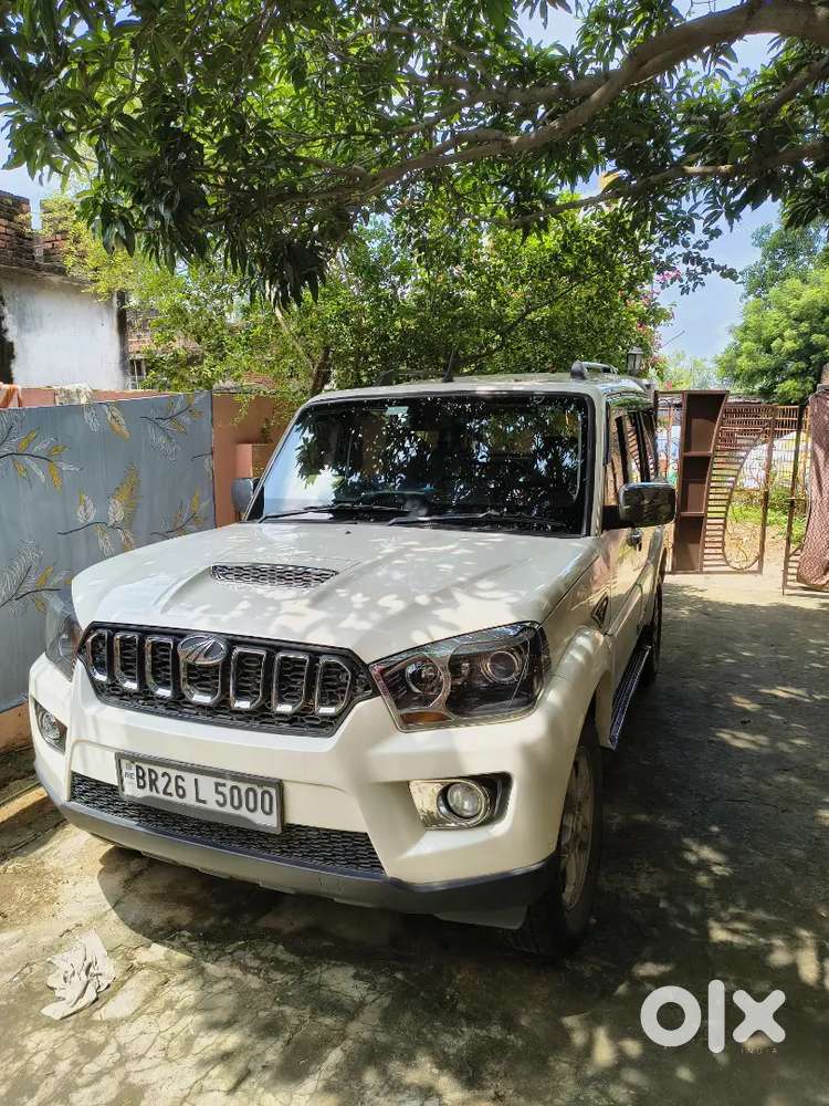 Mahindra Scorpio 2.2 S10 2017 Diesel Manual