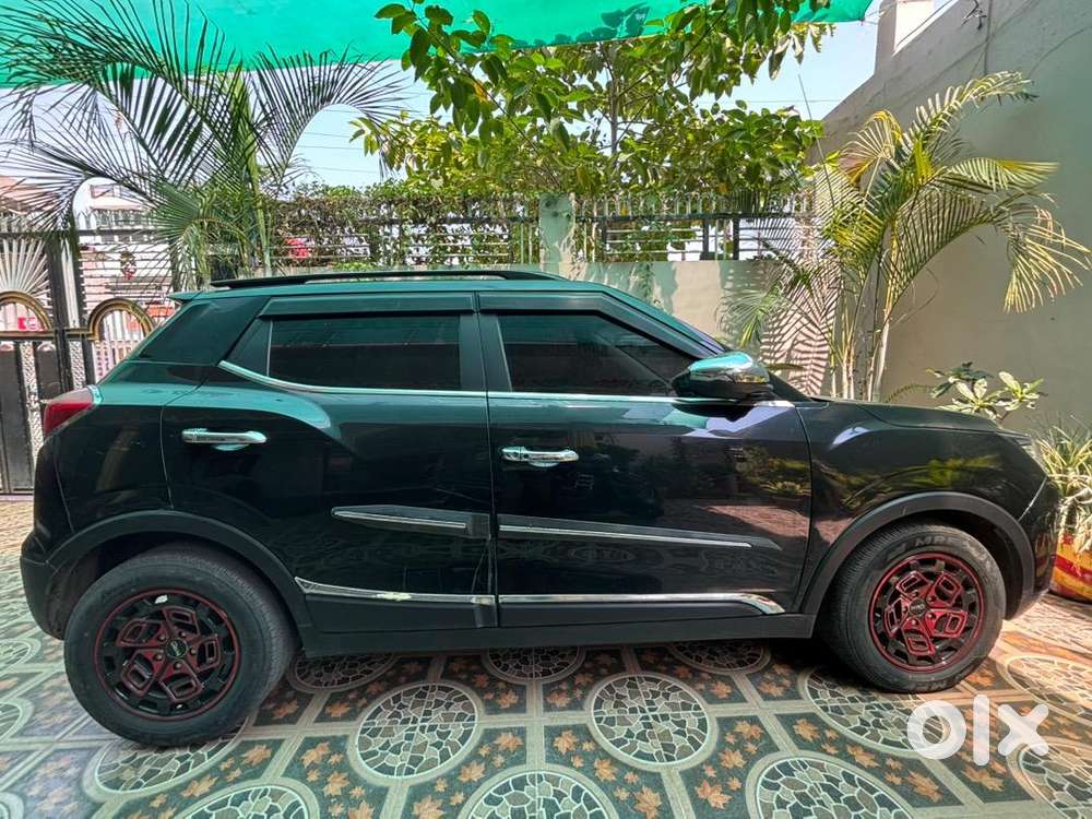 Mahindra Xuv300 2022 Diesel Well Maintained