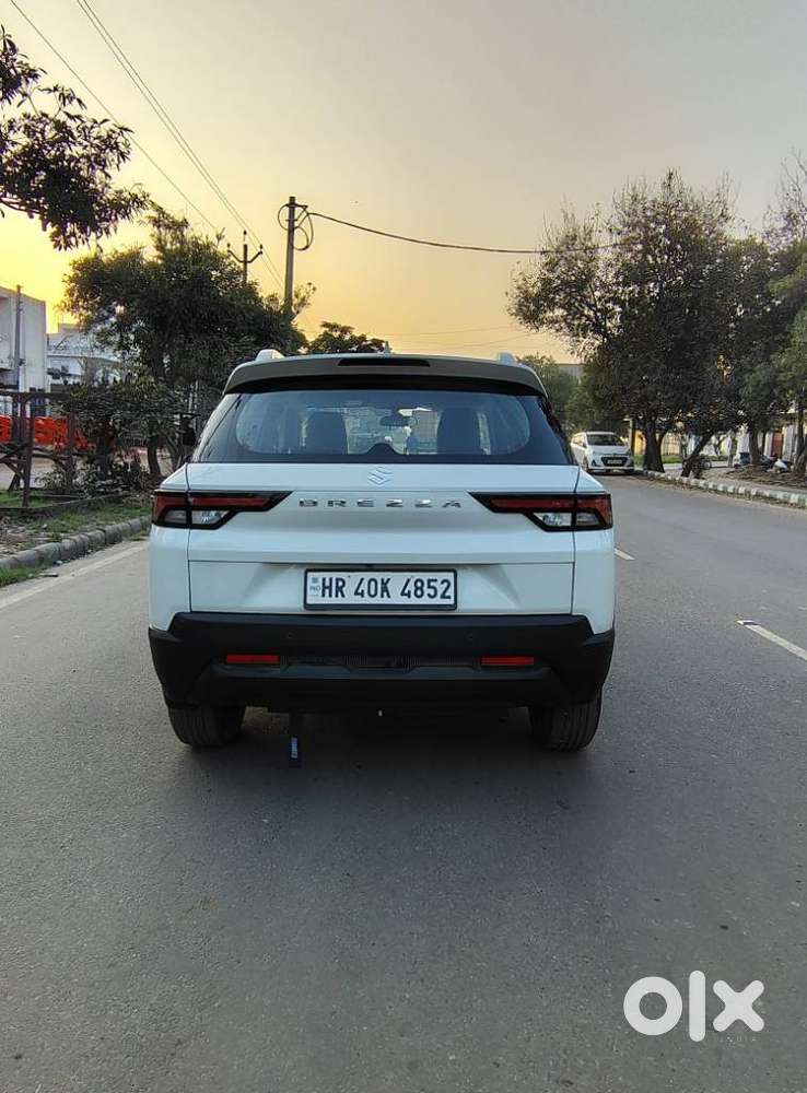 Maruti Suzuki Brezza 1.5 Vxi Smart Hybrid, 2024, Petrol