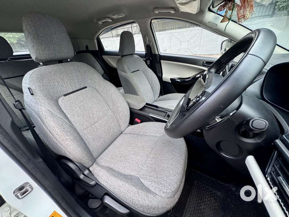 Tata Curvv Accomplished S 1.2 Revotron Petrol 7dca, 2025, Petrol