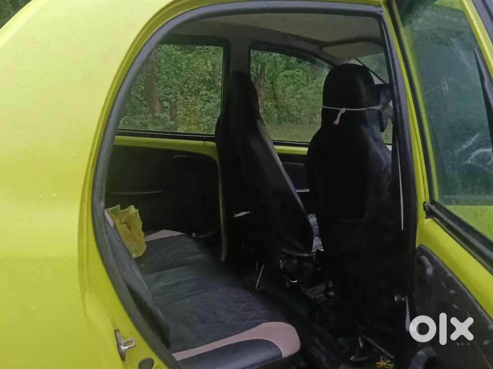 Tata Nano Lx 2012