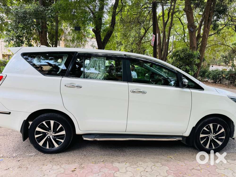 Toyota Innova Crysta 2.8z Automatic, 2021, Diesel