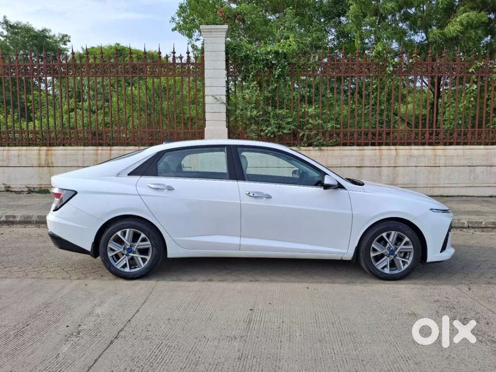 Hyundai Verna 1.5 Sx (o) Petrol Mt, 2024, Petrol