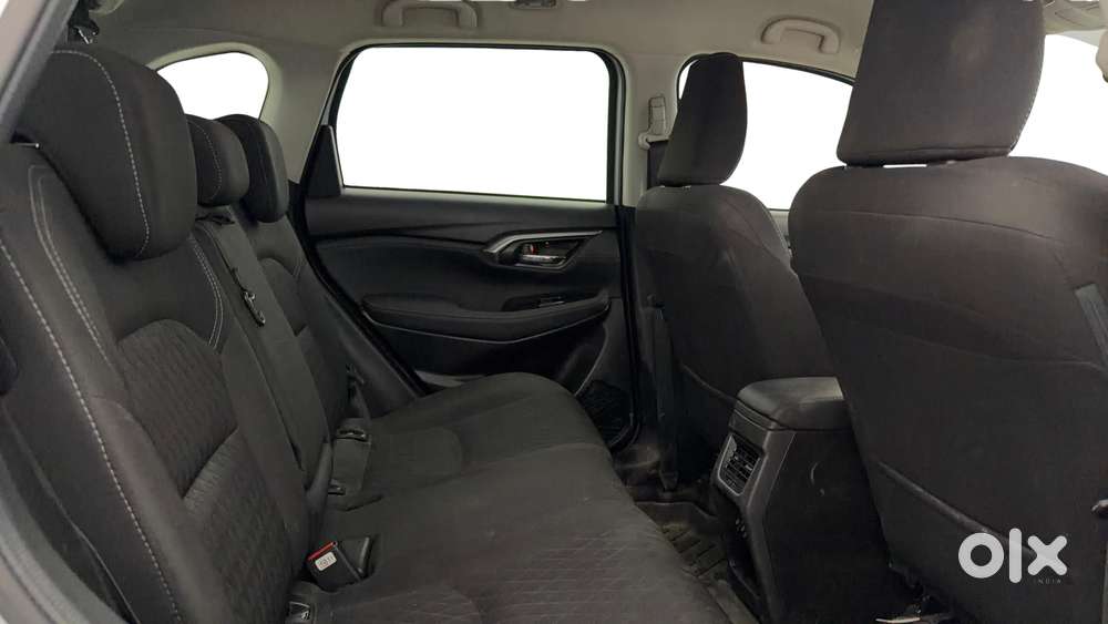 Toyota Urban Cruiser Hyryder 1.5 G E-cng, 2023, Cng & Hybrids