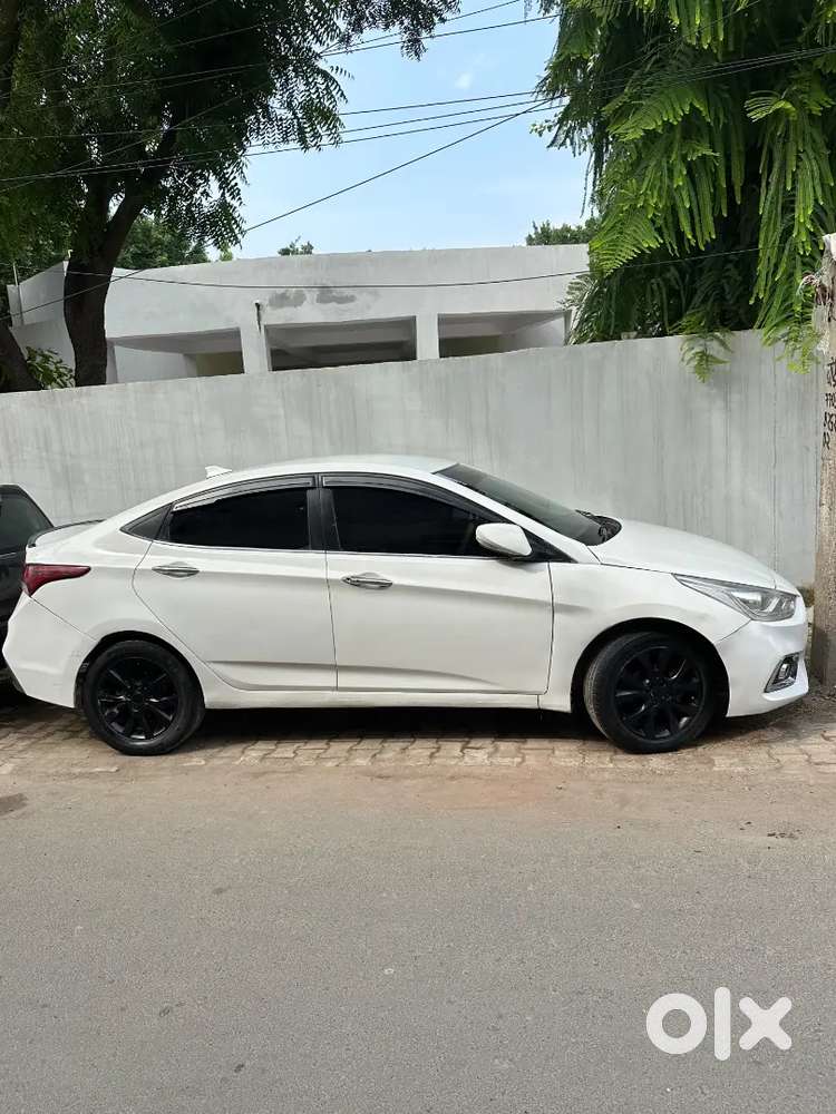 Hyundai Verna Anniversary Petrol 2014