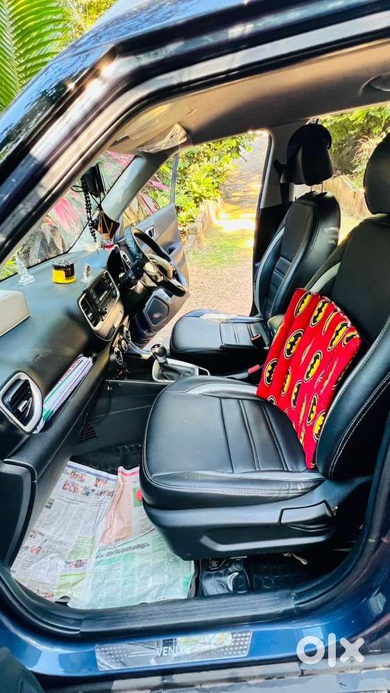 Hyundai Venue 2019 Petrol 45000 Km Driven