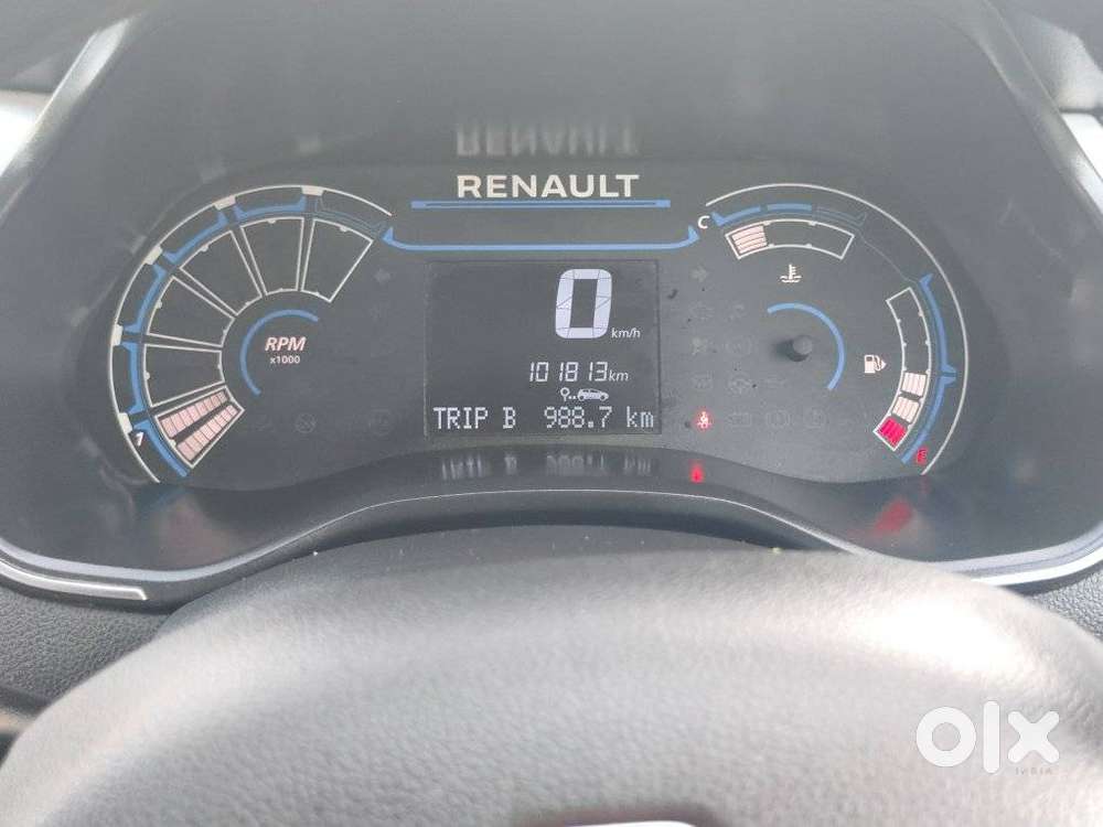 Renault Triber Rxz, 2021, Petrol