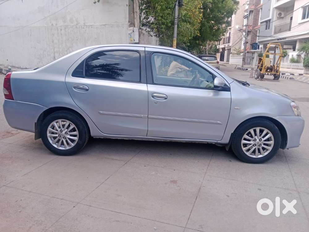 Toyota Etios 2013 Diesel 98300 Km Driven