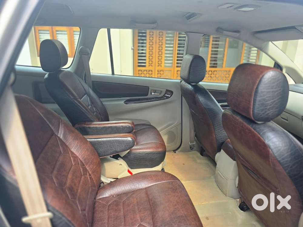 Toyota Innova 2014 Diesel Well Maintained