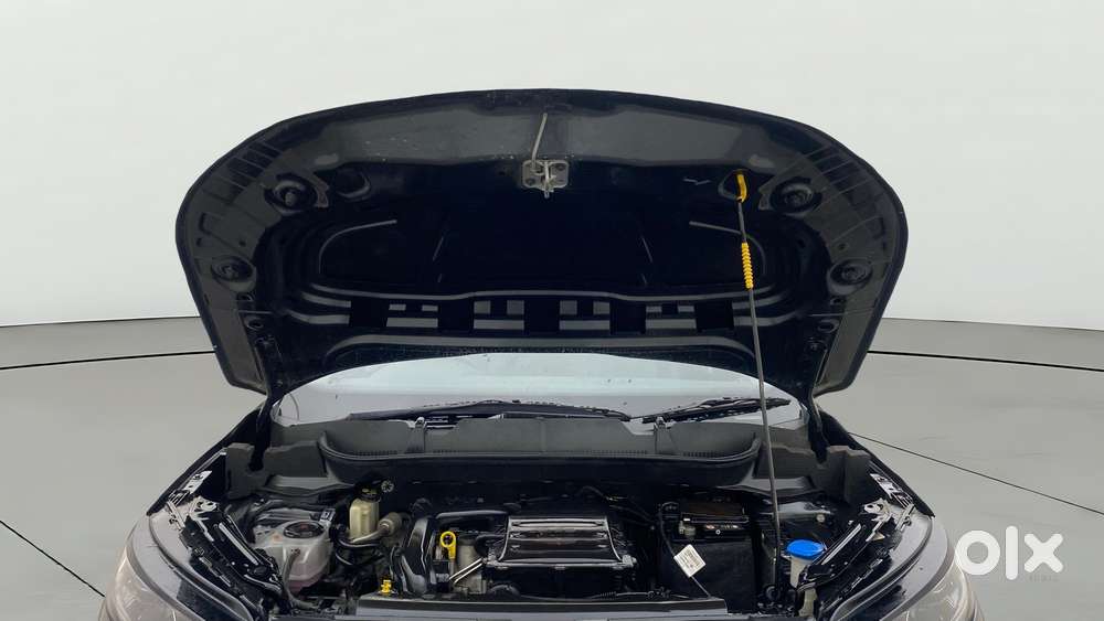 Skoda Kushaq 1.0 Tsi Style, 2022, Petrol