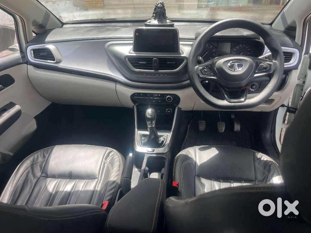 2021 Tata Altroz Xz+ Petrol Top Model  60000 Km  Excellent Condition
