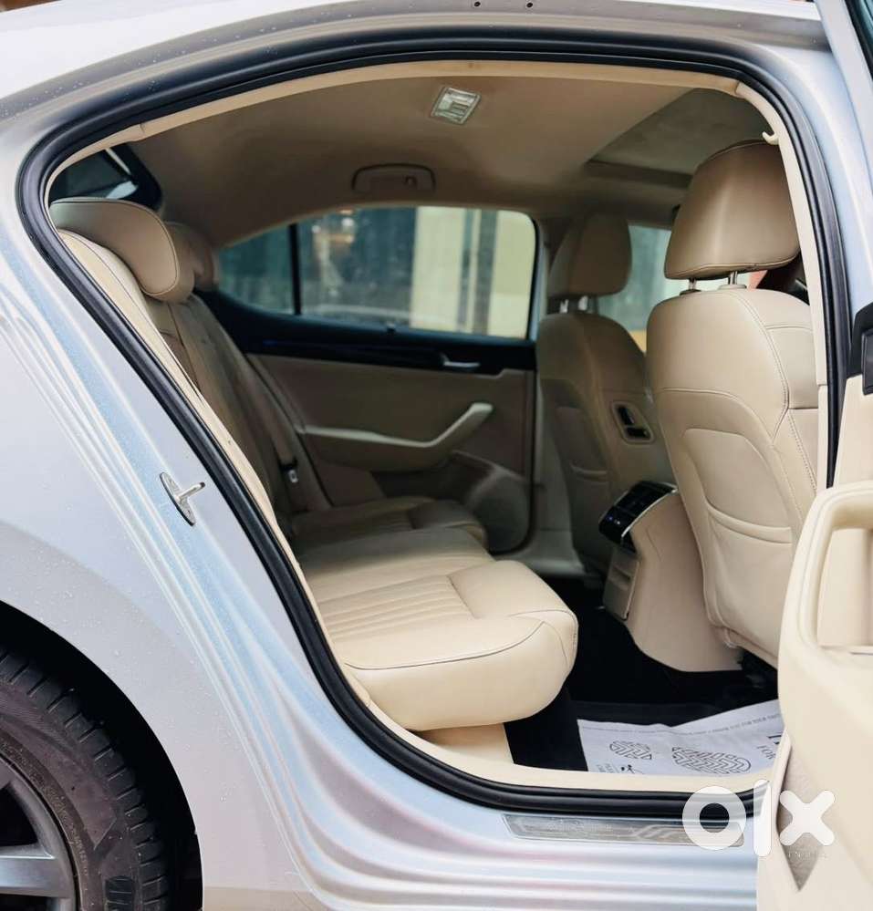Skoda Superb L&k 2.0 Tdi At, 2017, Diesel