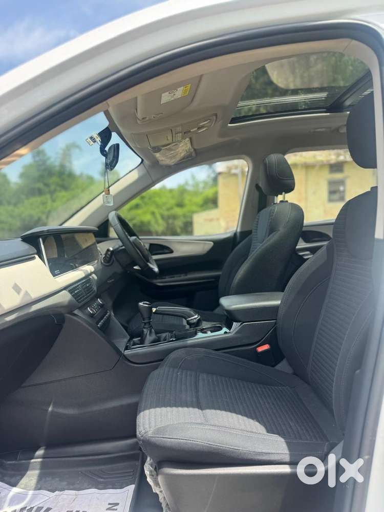 Mahindra Xuv700 2023 Diesel