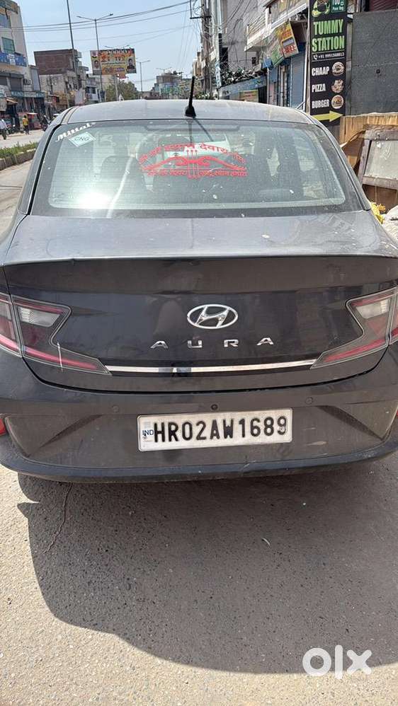 Hyundai Aura Cng & Petrol Good Condition