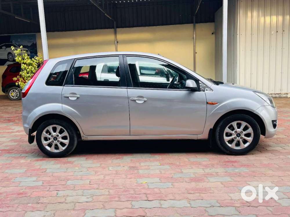 Ford Figo 1.2p Titanium Mt, 2012, Diesel